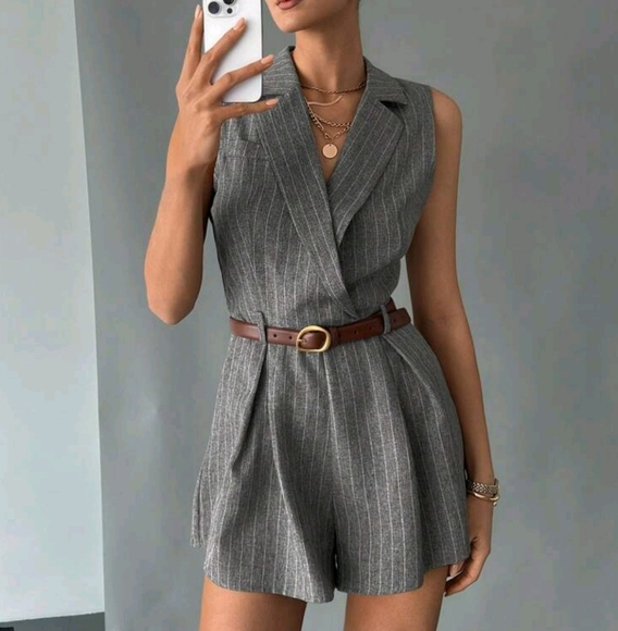 Women's Sleeveless V-Neck Striped Jumpsuit, Casual & Simple - Picture 1 of 4